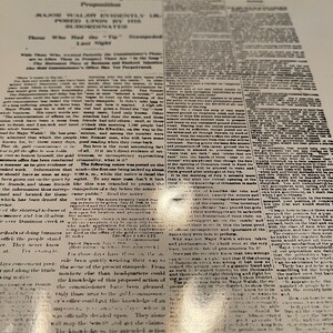 アンティーク ユーコン クロンダイク ゴールド ラッシュの白黒写真「クロンダイク ナゲット 1898 年 7 月 9 日」ユーコン大学アーカイブ