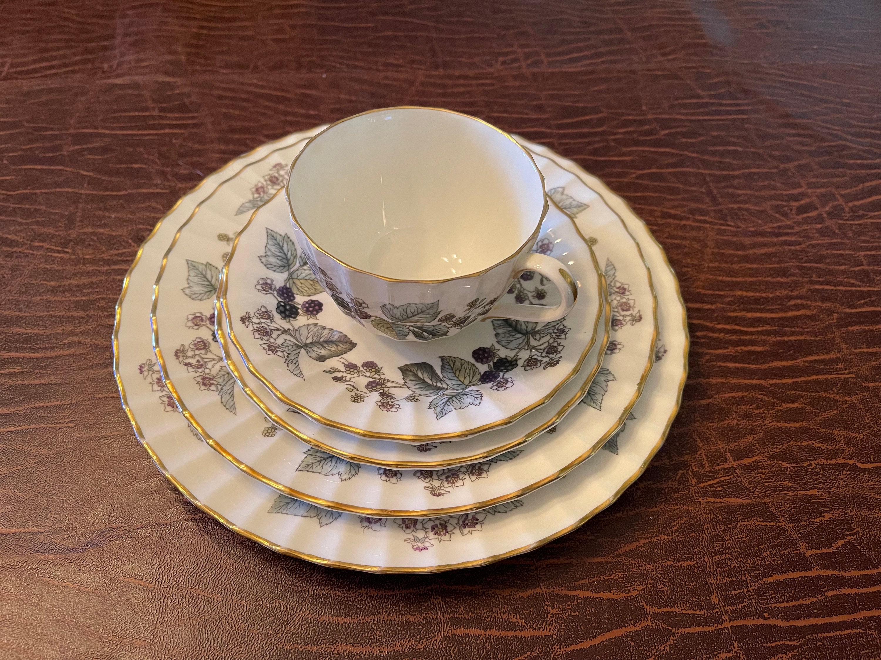 Worcester Lavinia - Etsy UK