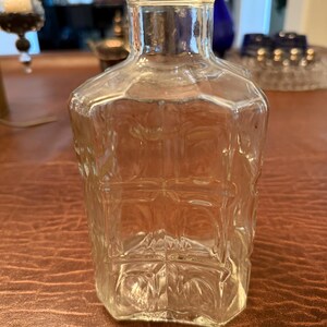 Glass Decanter with NO Cork/Glass Stopper art deco, wine decanter, alcohol decanter, unusual glass, star Man Cave, Elegant, Studio Movie
