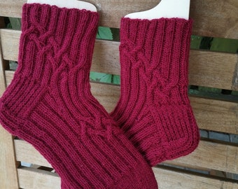 Cable Knit Burgundy Alpaca Socks:Thicks Walking Footwear EU 40 Women&#39;s gift