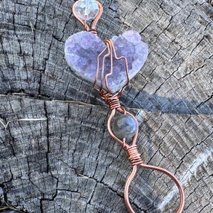 Coeur en améthyste violette, baguette de support en cristal enveloppée de fil de cuivre, bijoux en améthyste, labradorite, pierre de naissance de février, pour ongles longs