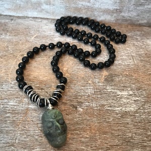 Obsidian and Labradorite beaded skull necklace, Halloween jewelry, no clasp, long necklace