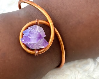 Manchette jonc améthyste en cuivre, bijoux bohème
