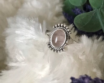 Soft pink Rose Quartz Ring, 925 Sterling Silver, US Size 9