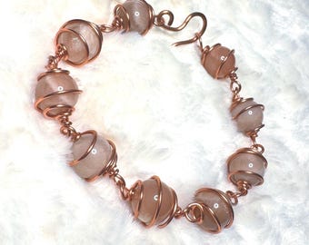 Bracelet de perles en cuivre et pierre de lune pêche - Bijoux terreux faits main pour fille, cadeau bohème pour elle, grande taille, tons terre riches, esthétique,