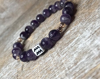 February Aquarius amethyst Beaded Bracelet, Zodiac Jewelry, purple crystal
