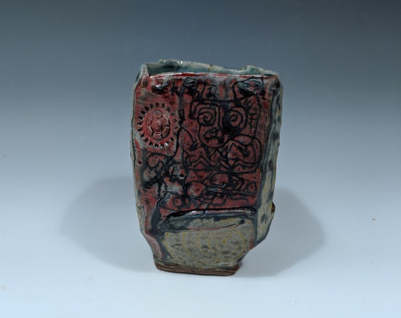 Handmade ceramic faceted cup, 16 oz. Red Robots