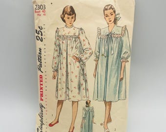 Simplicity 2303 Maternity Hospital Gown Sewing Pattern Vintage 1950s Size 40