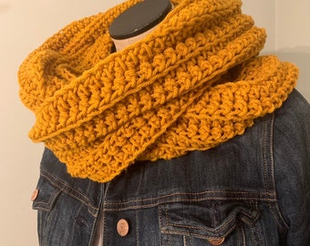 Crochet Infinity Scarf