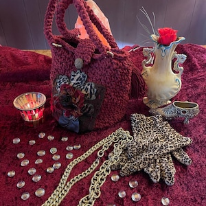 Red Macrame Sac Handbag