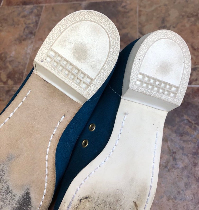 Vintage 1970s 70s Women/'s Blue White Polka Dot Suede Tie Up Shoes!