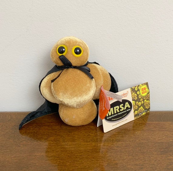giant microbes mrsa