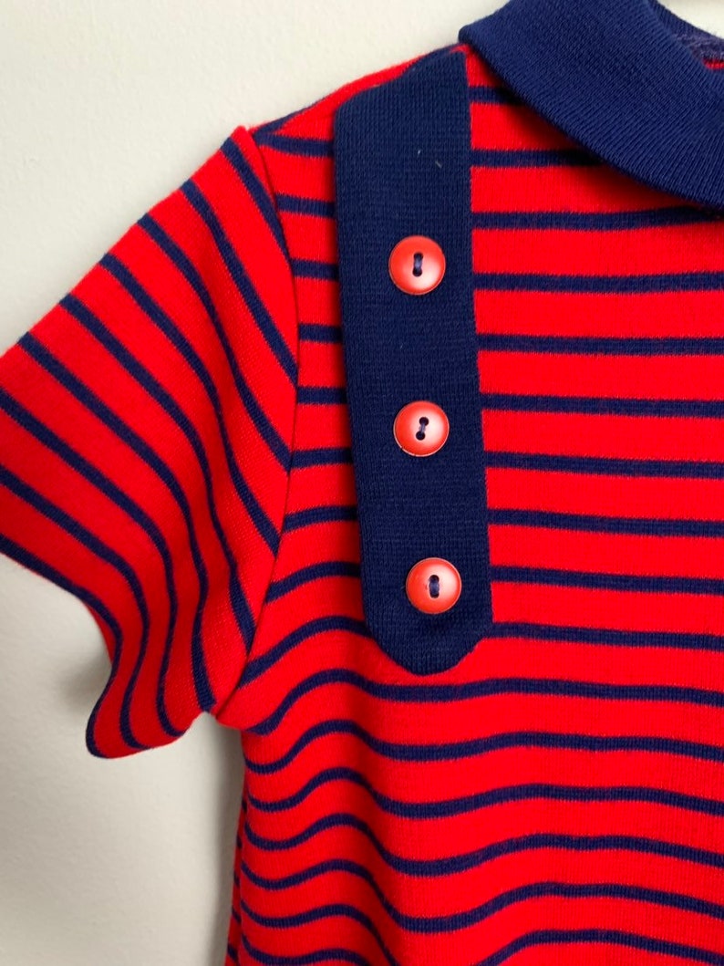Vintage 1970s 70s Girls Red Navy Blue Striped Polyester Tunic Top Shirt Size 8-10