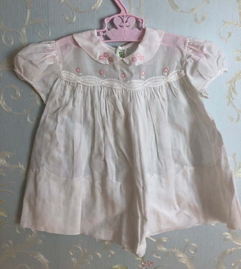 Vintage 1950s 50s Baby Infant Girls White Pink Embroidered Floral Semi Sheer Feltman Bros Handmade Dress Size 6-12 months