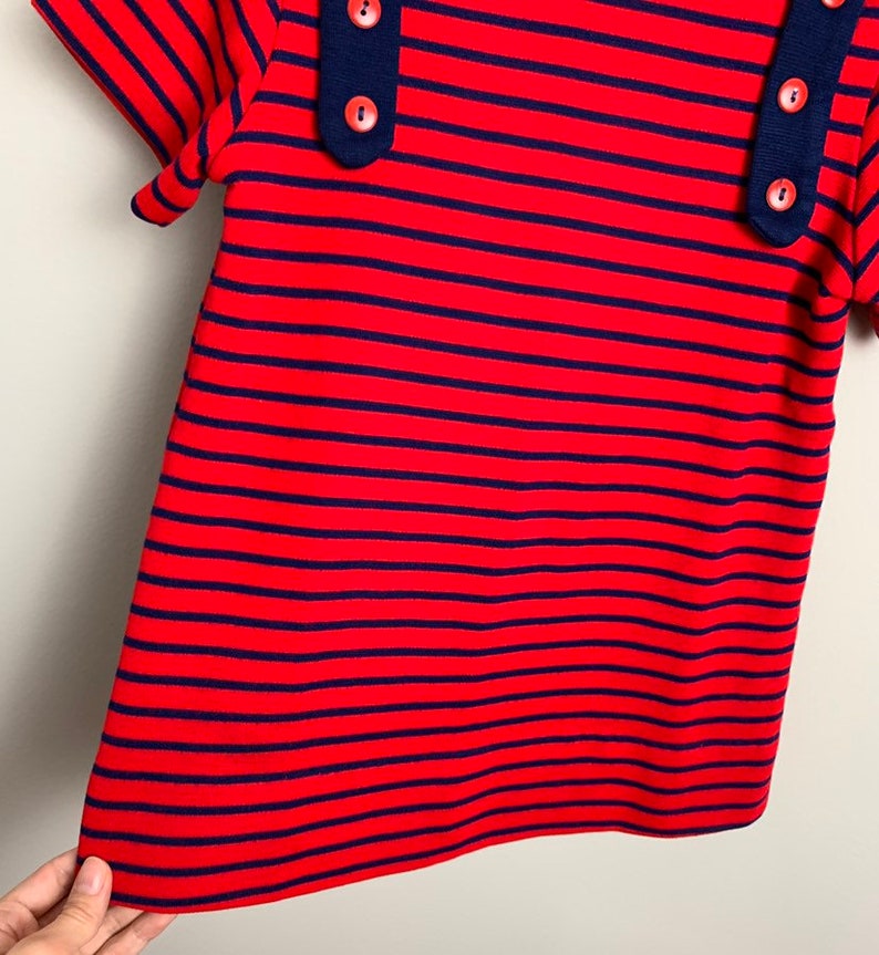 Vintage 1970s 70s Girls Red Navy Blue Striped Polyester Tunic Top Shirt Size 8-10