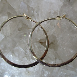14K Gold Handmade Hoop Earrings 7/8&quot; Hammered Light & Comforable