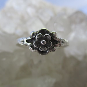 Tiny Floral Daisy Ring ~Hand Cast in Sterling Silver~ Antiqued