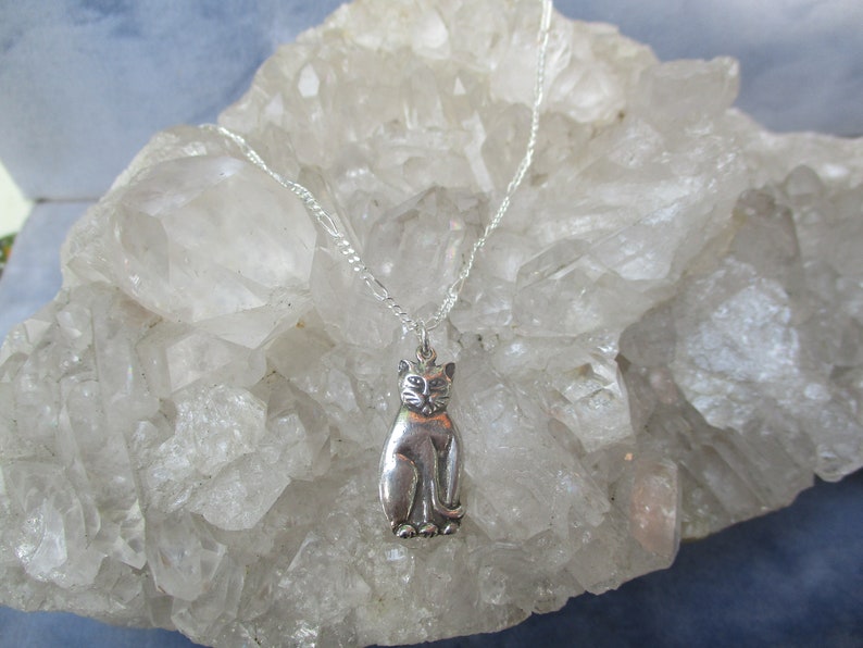 Kitty Cat Necklace ~Sterling Silver~ Hand Cast w 20 inch Sterling Chain