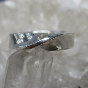 Mobius Strip Wedding Band ~Hand Cast~ Sterling Silver 5mm Wide Size 10 1/2