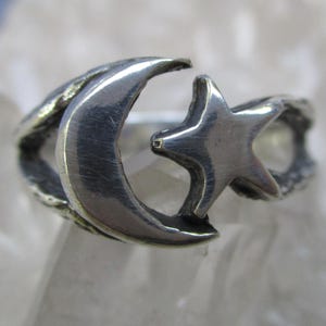 Moon & Star Ring ~Sterling Silver~ Hand Cast  Textured Shank