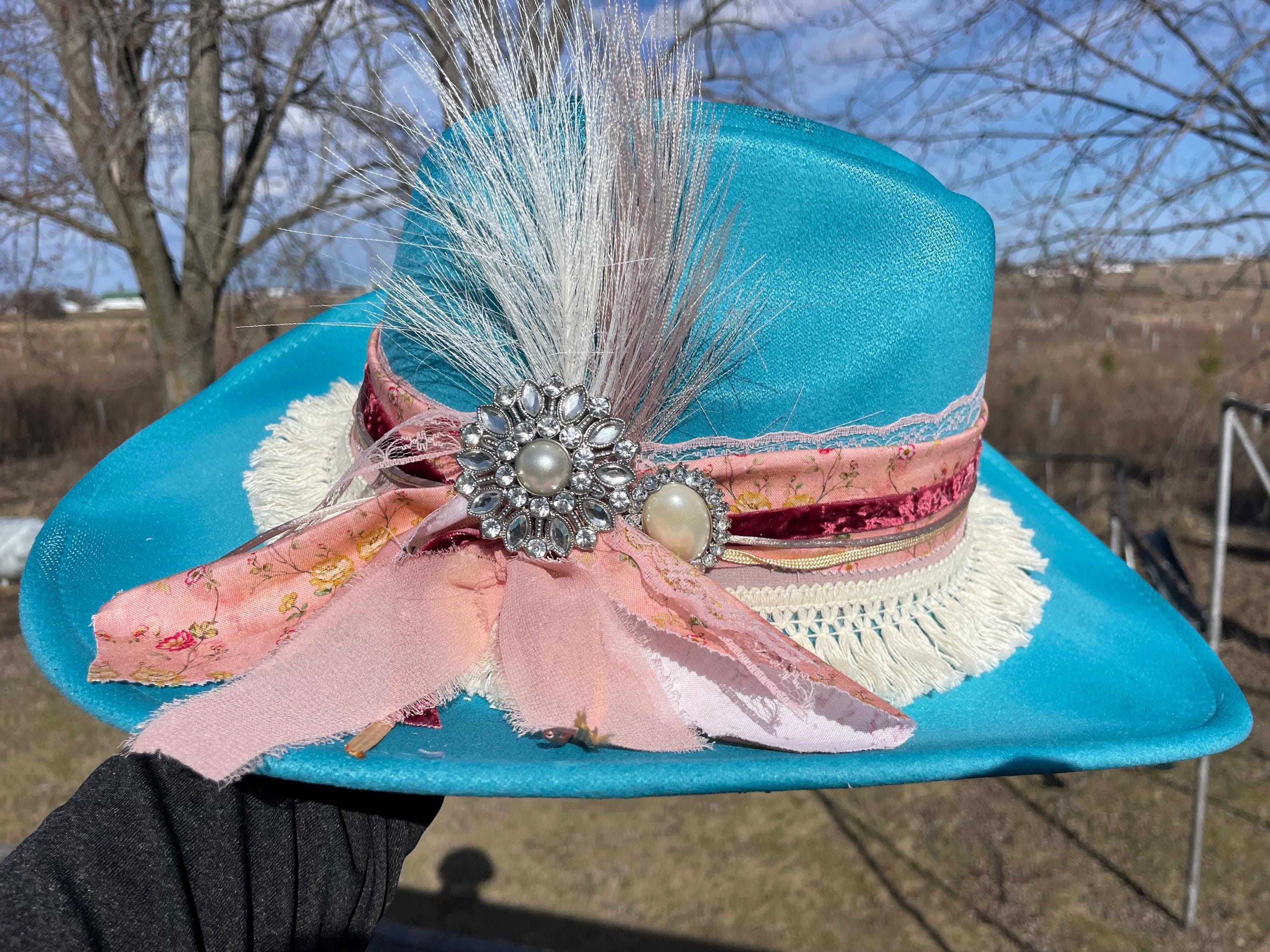 Women\'s Pink Embroidered Western Hat with Decorative Concho Coco West Flower-Bead Cowgirl Hat – Vented Straw with Wood  main image 4