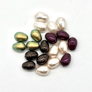 5821 11x8 mm Pear shape Pearl Swarovski Pearl. Choose color. Package of 4 or 20 Pieces.