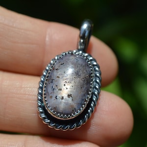 Handmade sterling silver pendant with an amazing star ruby