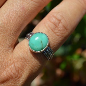 Handmade sterling silver ring featuring chrysoprase//size 8.25