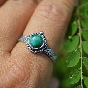 Handmade Sterling Silver Malachite Ring - Size 9