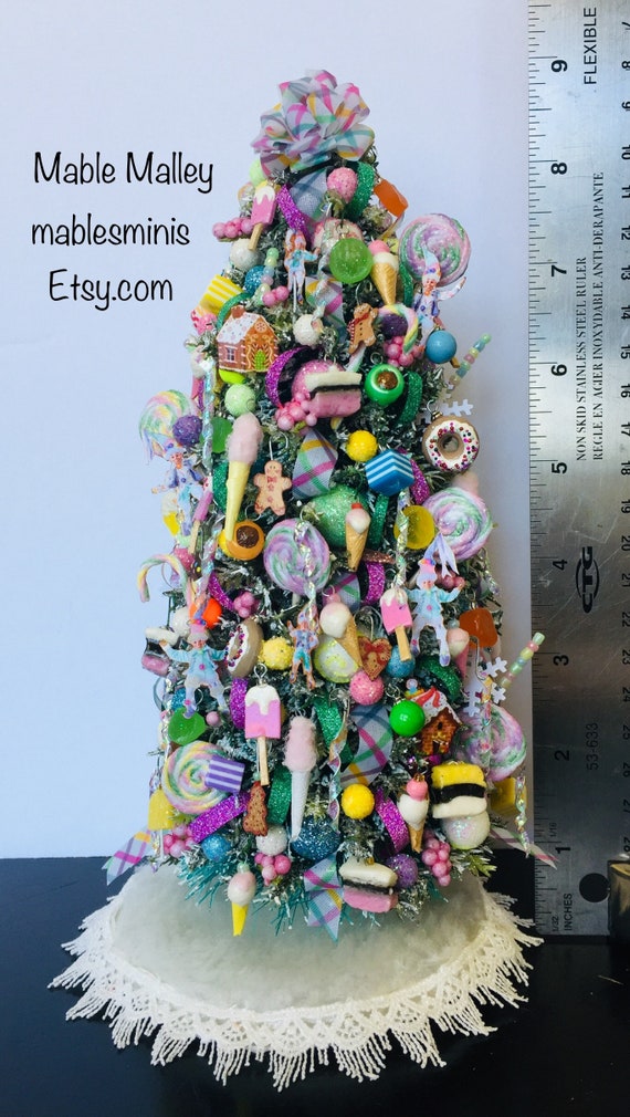 dollhouse christmas tree