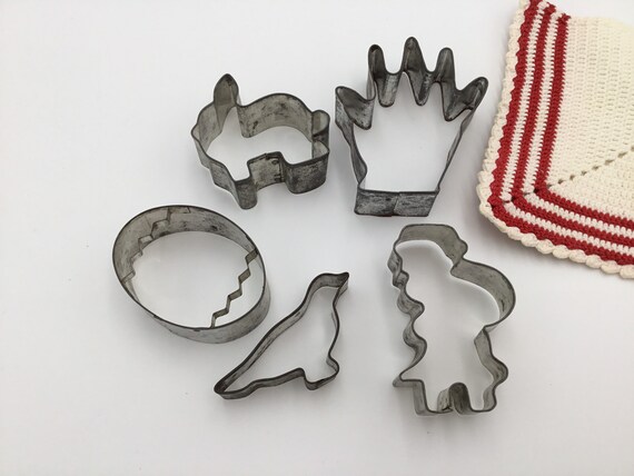 5 Vintage Small Metal Cookie Cutters. Assorted Shaped Cookie Cutters.  Easter Egg, Rabbit, Hand, Santa, Bird. Sturdy Metal Cookie Cutters. 