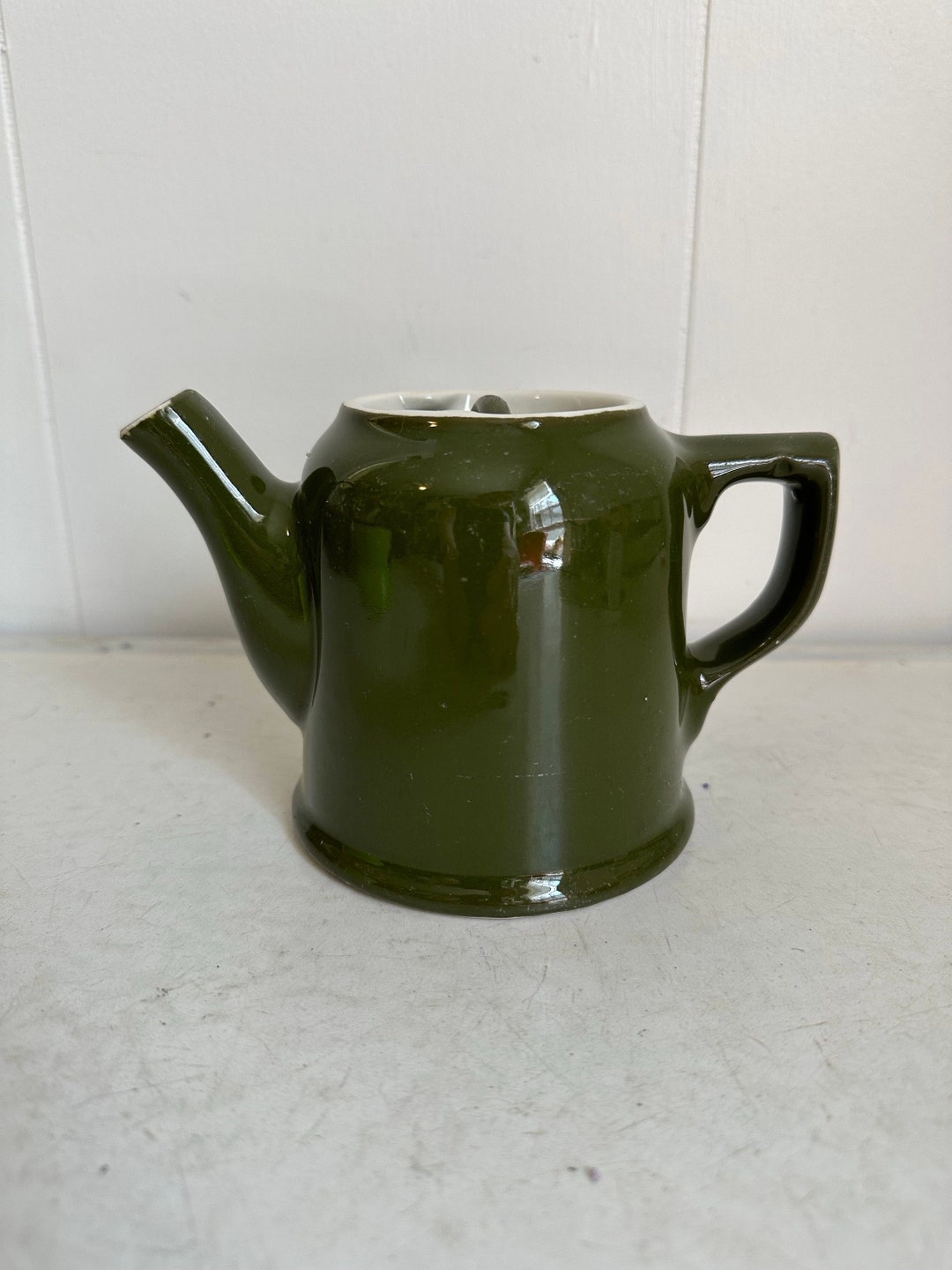 Vintage Small Green Hall Teapot. Flat Lid. Single Serve Restaurant Ware