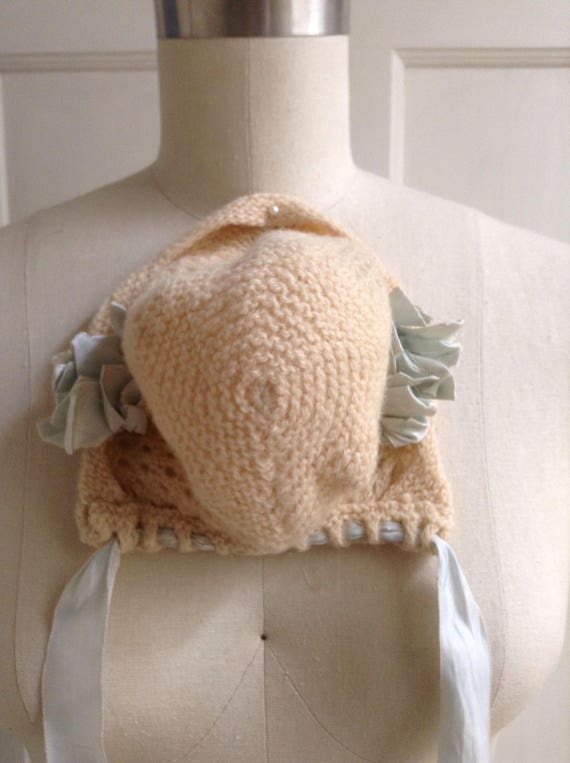 Vintage Hand Knit Baby Hat, Cream Colored Yarn an… - image 7