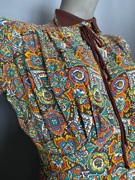 1940’s Dress Rayon Medallion Print Dress
