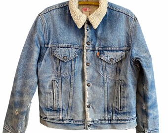 levis distressed denim jacket