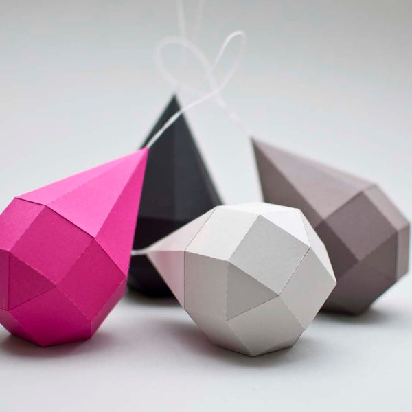 Geometric tree decorations