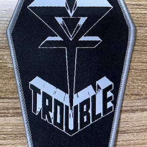 Trouble Coffin Shaped Woven patch heavy metal death black thrash speed grindcore crust doom cartoon novelty patches sew-on