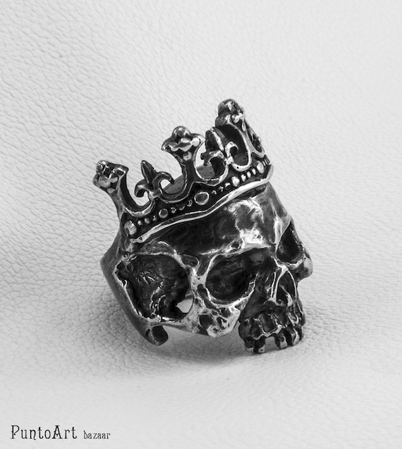 Skull king hotsell ring