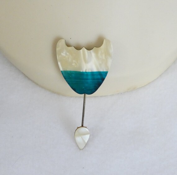 Vintage Celluloid Two-tone green pin