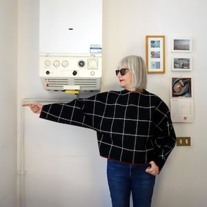 Wide sleeve sweater, wool fabric