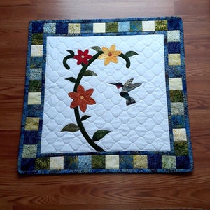 Hummingbird Wall Hanging - Appliqued Wall Hanging or Table Topper PDF Quilt Pattern, Raw-Edge Applique, Hummingbird Wall Hanging Pattern