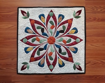 Flower Art Deco - Applique and Quilted Wall Hanging Pattern, Flower Wall Hanging Pattern