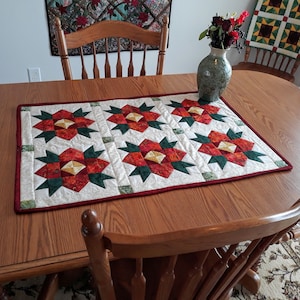 Flowers in the Garden - Quilted Table Runner PDF Pattern Made, Pieced Flower Blocks, Flower Table Runner Pattern