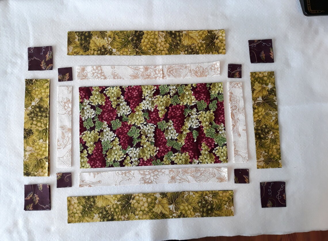 Wine-themed Quilted Placemat Pattern - Etsy