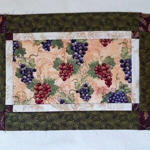 Wine-themed Quilted Placemat Pattern - Etsy