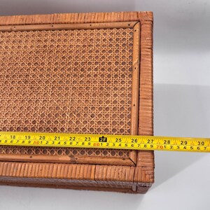 Baúl de almacenamiento chino antiguo de caña y ratán con herrajes de latón de 68,5 cm (27 pulgadas) imagen 13