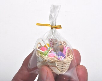 Handmade Miniature Easter Basket, 1:12 Scale Dollhouse Food Elizabeth Mukerji #43