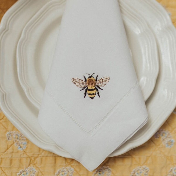 Bumble Bee Embroidered Linen Dinner Napkin Ready to Ship Gift for Mom Gift for Bee Lover Hostess Gift Classic Home Decor