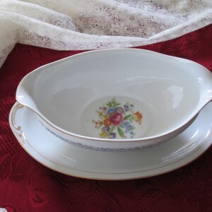 Aichi China Sheffield Pattern Gravy Boat