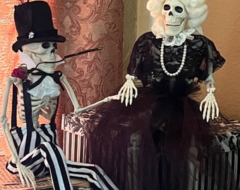 Skeleton, fun skeleton, Halloween, fun decor, Spooky decor, Halloween decor
